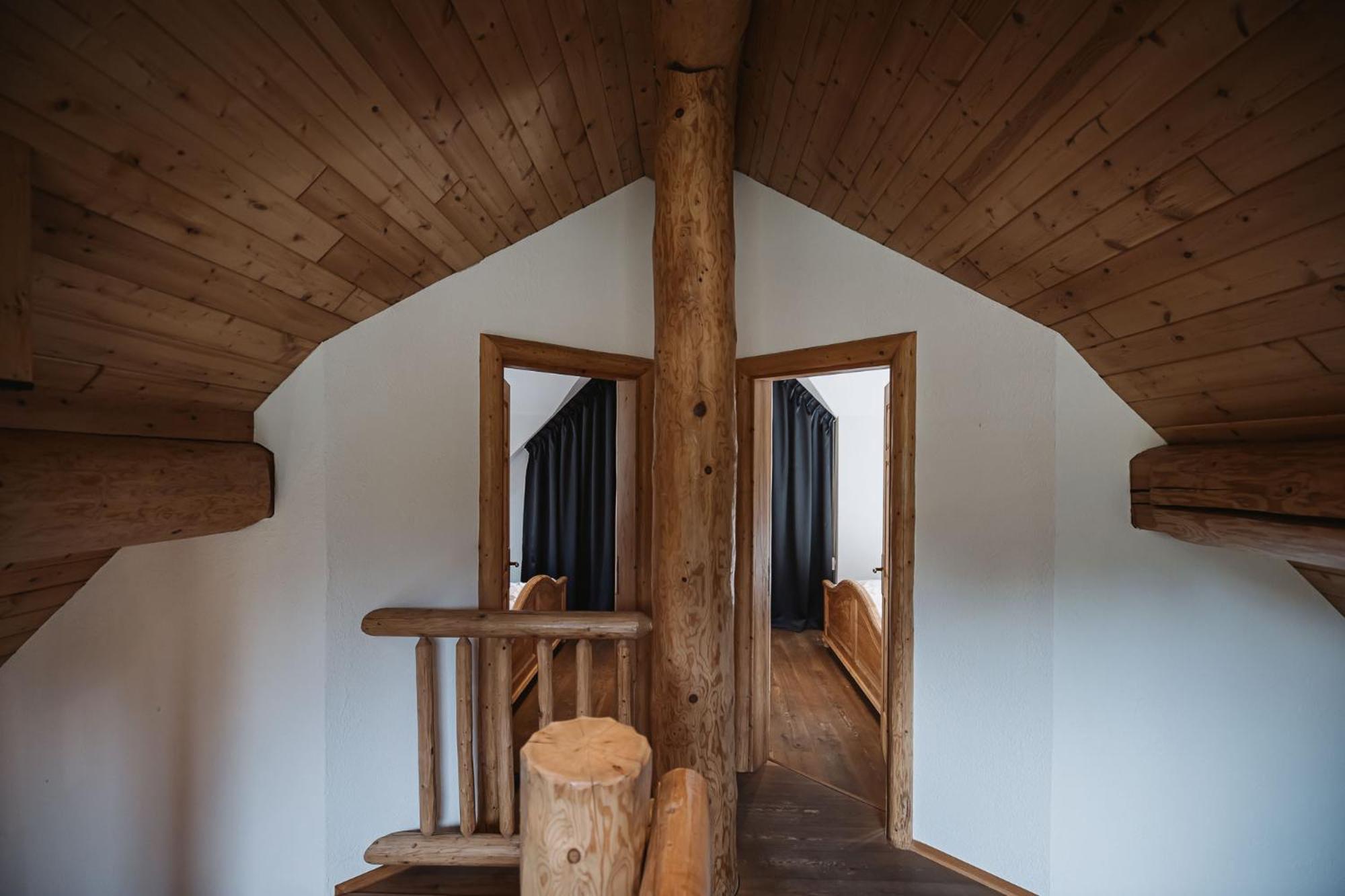 Nancy'S Holiday Homes Dolomites Rasun di Sotto Exterior photo